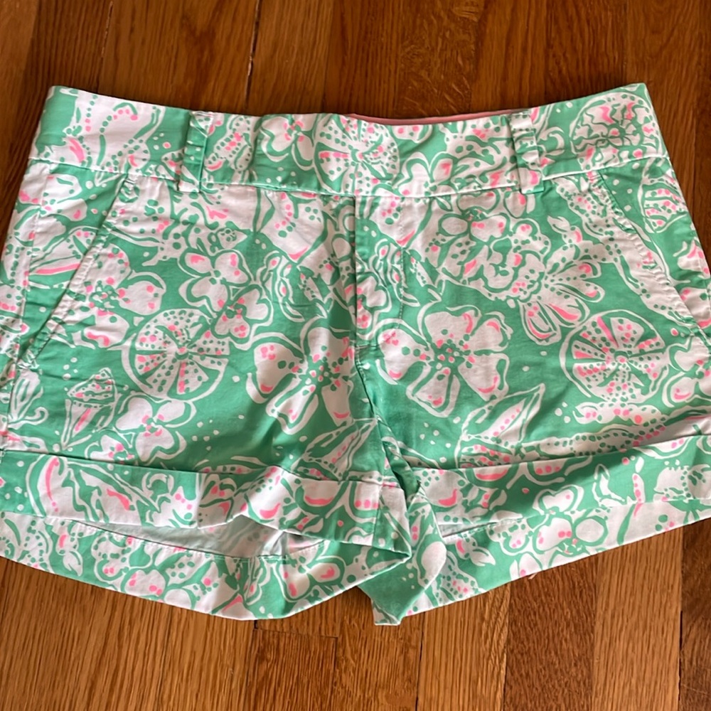 Size 6 women’s Lilly Pulitzer shorts